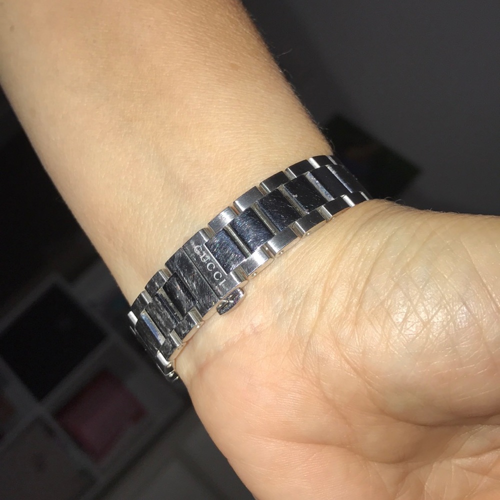 GUCCI WATCH - Picture 8 of 8